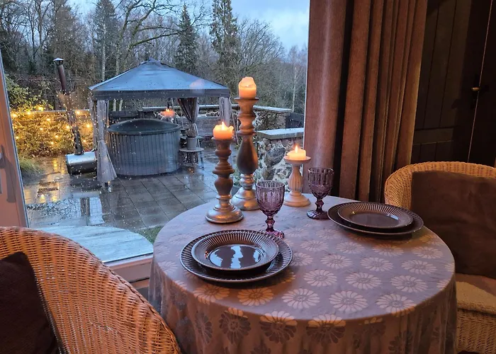 Mellene 1 Bedroom House In Nature & Hot Tube