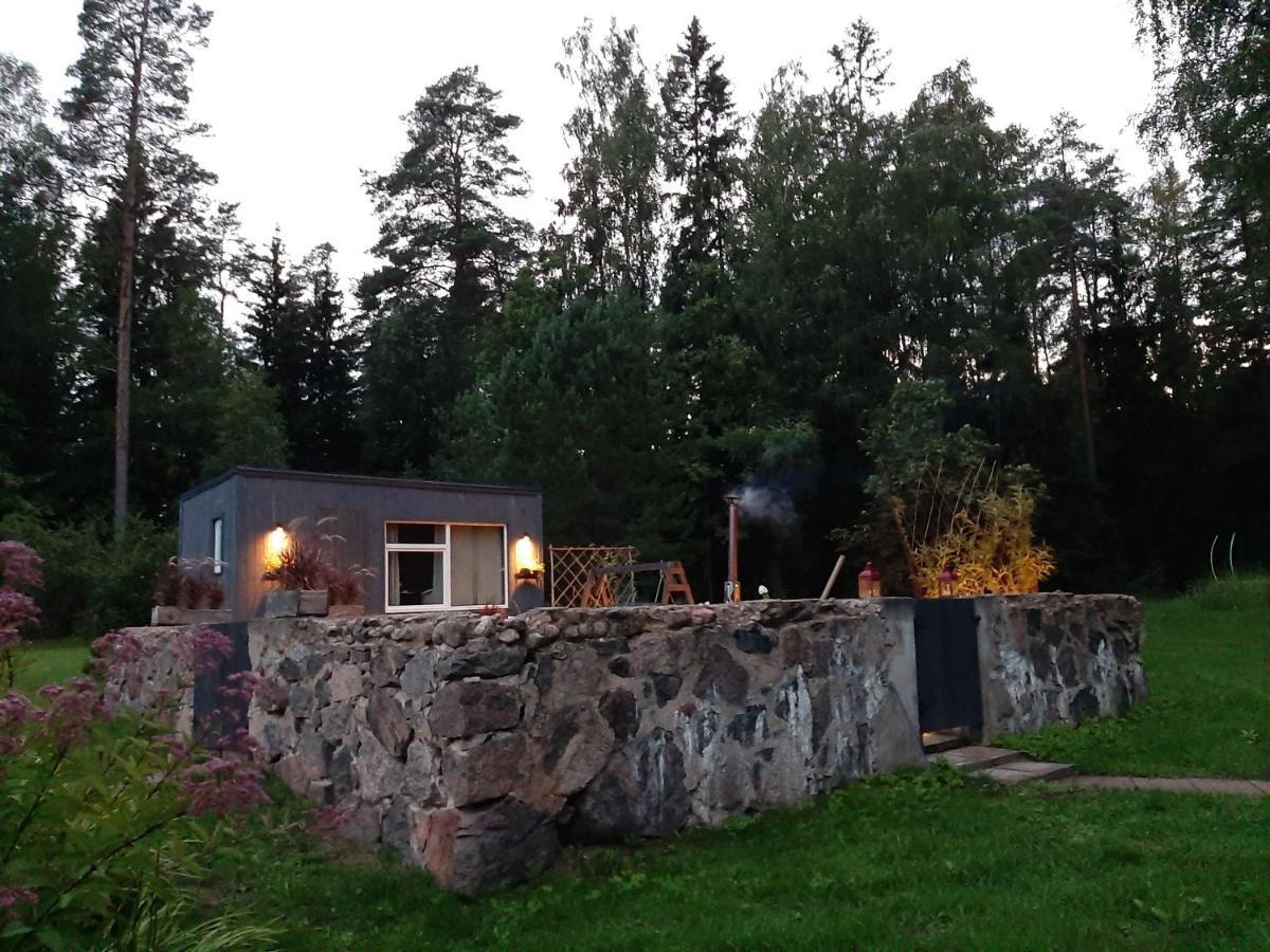 Mellene 1 Bedroom House In Nature & Hot Tube Holiday home