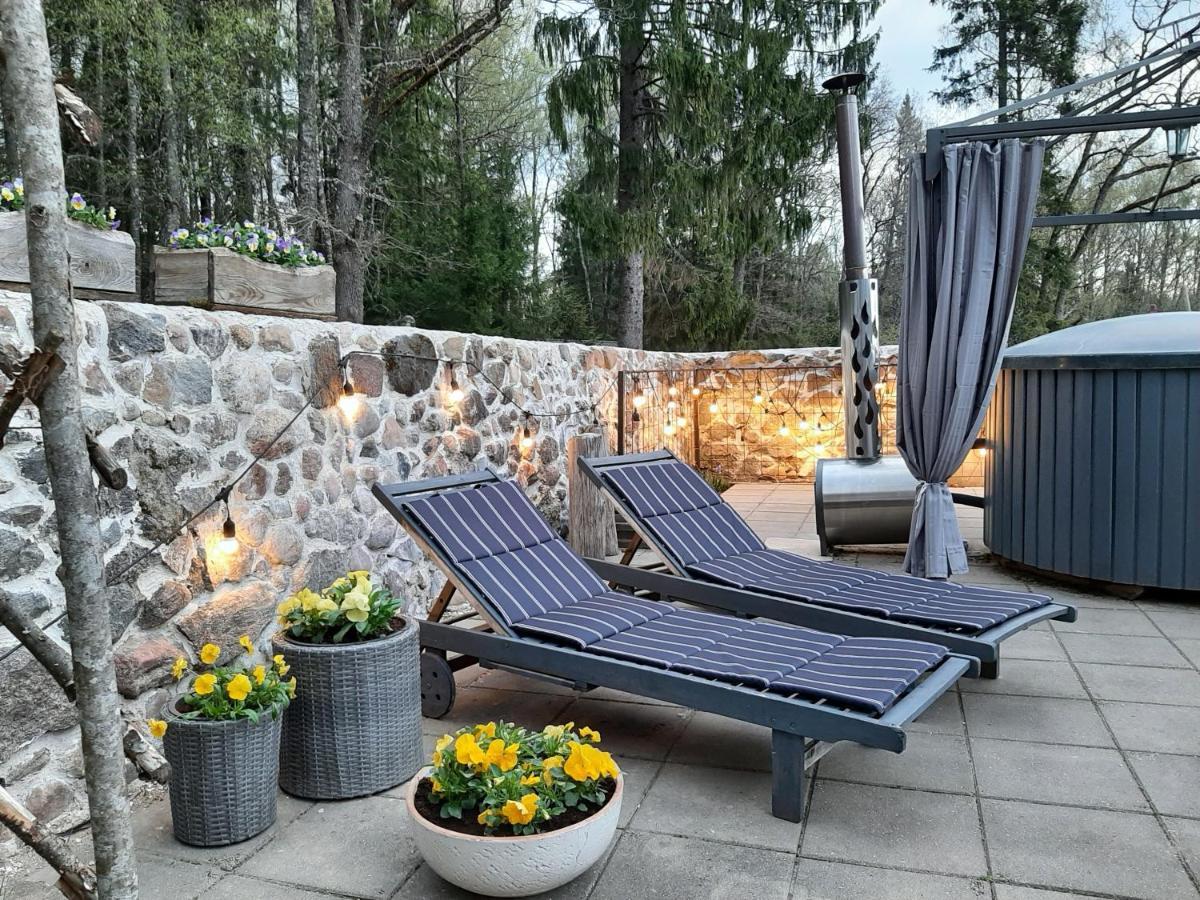 Holiday home Mellene 1 Bedroom House In Nature & Hot Tube *