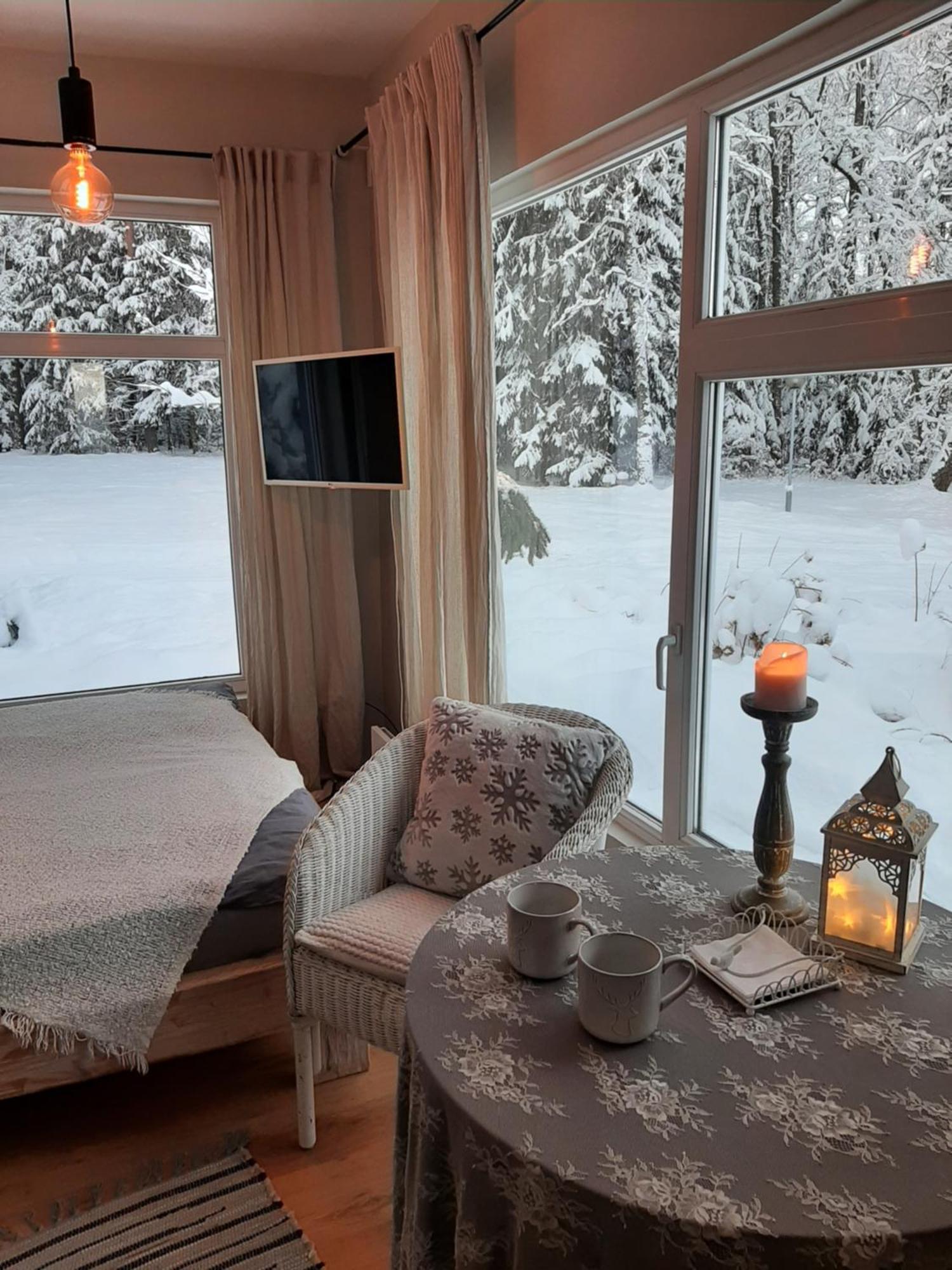 Mellene 1 Bedroom House In Nature & Hot Tube Holiday home